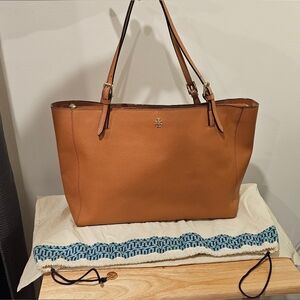 Tory Burch York Buckle Tote Bag Saffiano Tan Brown Three Compartment Purse
